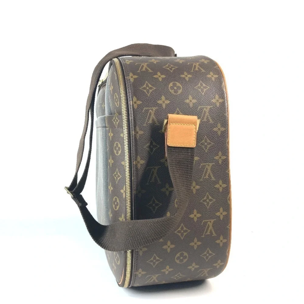 LOUIS VUITTON Brown Monogram Canvas Shoulder Bag
